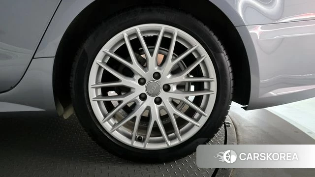 Audi New A6 id 4295163 из Кореи 13