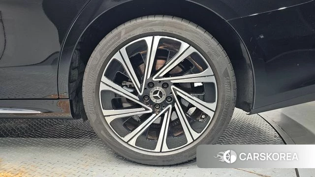 Mercedes-Benz E-Class W214 id 4729723 из Кореи 13