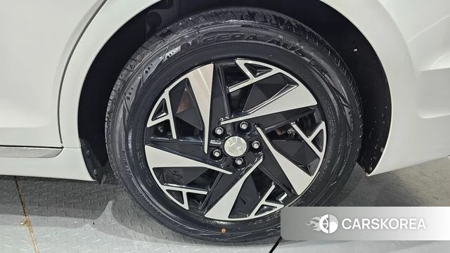 Hyundai The New Grandeur IG Hybrid id 4434066 из Кореи 13