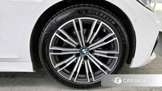 BMW 3 Series (G20) id 4303472 из Кореи 13