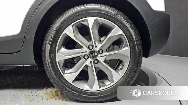 Kia Stonic id 4895535 из Кореи 13