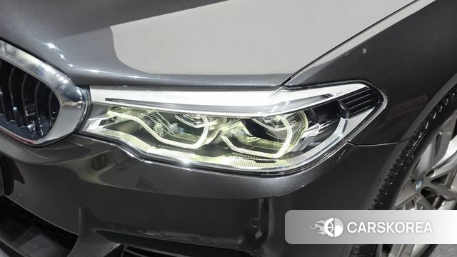 BMW 5 Series (G30) id 4586548 из Кореи 13