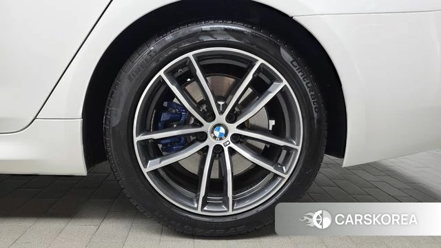 BMW 5 Series (G30) id 4330127 из Кореи 13
