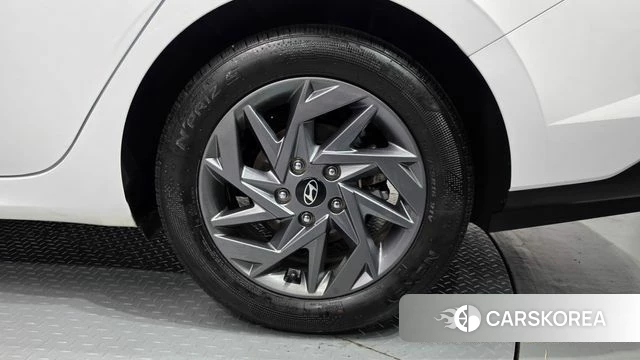Hyundai The New Avante (CN7) id 4735537 из Кореи 13