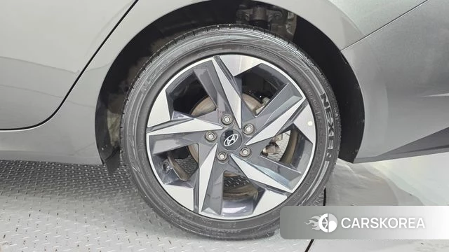 Hyundai Avante Hybrid (CN7) id 4645707 из Кореи 13