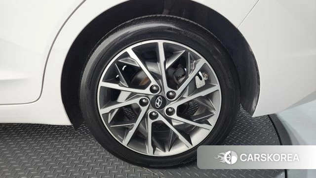 Hyundai The New Avante AD id 4459187 из Кореи 13