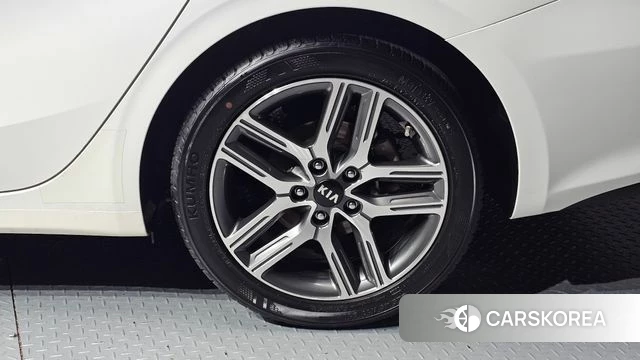 Kia Come New K3 id 4626472 из Кореи 13