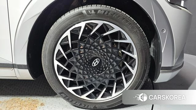 Hyundai Ionic 5 id 4936222 из Кореи 13