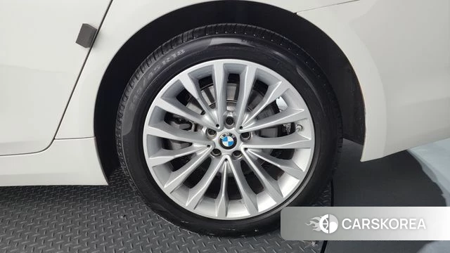 BMW 5 Series (G30) id 4530038 из Кореи 13