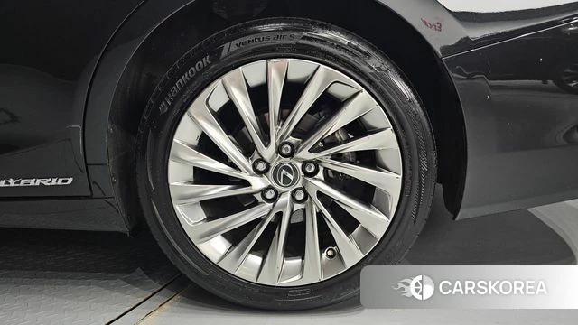 Lexus ES300h 7th generation id 4377278 из Кореи 13