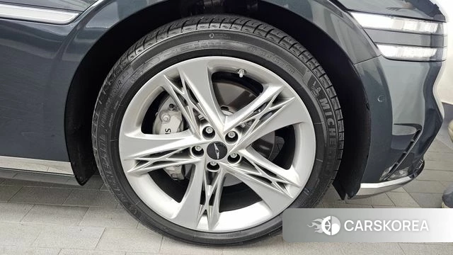 Genesis G90 (RS4) id 4540706 из Кореи 13