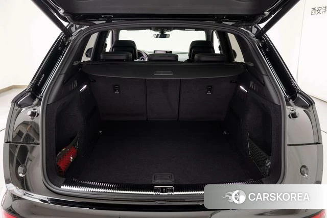 Audi Q5L id 4263497 из Китая 13