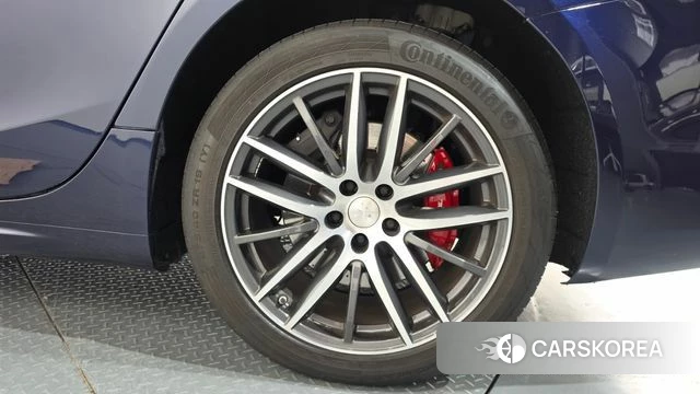 Maserati Ghibli id 4550896 из Кореи 13