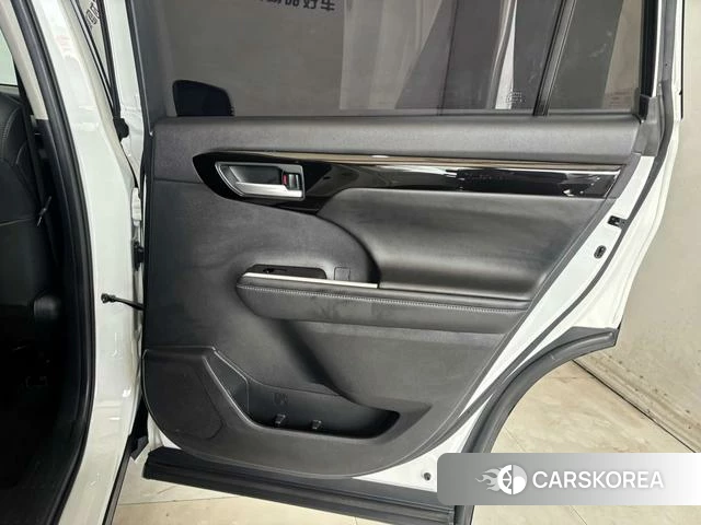 Toyota Highlander id 4348519 из Китая 13