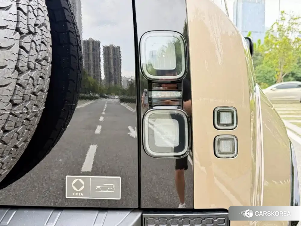 Land Rover Defender id 4548357 из Китая 13