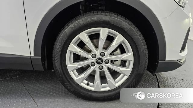 Audi Q3 (F3) id 4201901 из Кореи 13