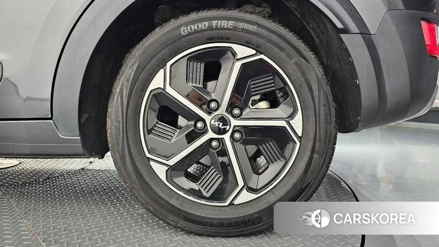 Kia Di Ol Nu Niro id 4935235 из Кореи 13