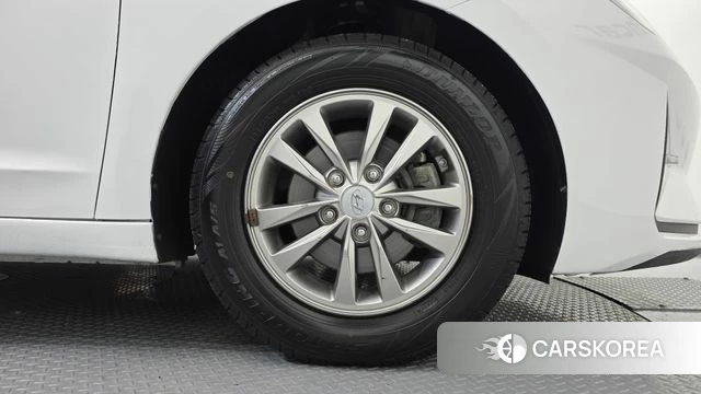 Hyundai The New Avante AD id 4520477 из Кореи 13