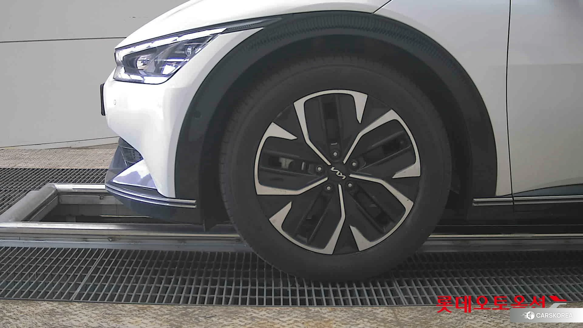 Kia EV6 id 3882098 из Кореи 13