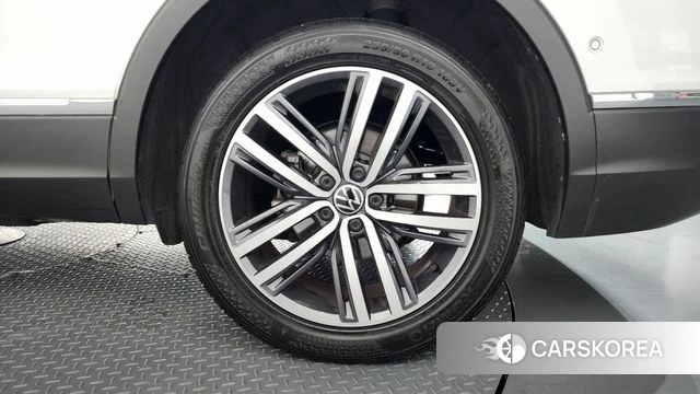Volkswagen Tiguan Allspace id 4744875 из Кореи 13