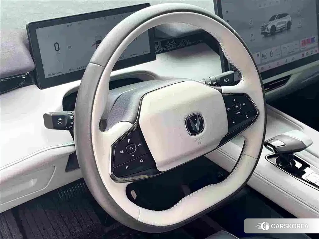 Chang'an Changan UNI-Z New Energy id 4583760 из Китая 13