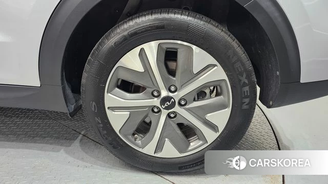 Kia Niro Plus id 4580106 из Кореи 13