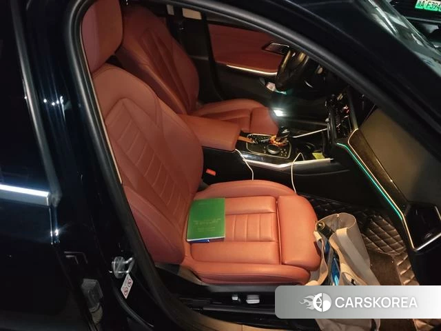 BMW 3 series id 4391999 из Китая 13