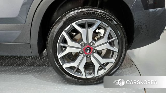 Kia Seltos id 4268320 из Кореи 13
