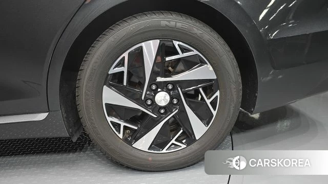 Hyundai The New Grandeur IG Hybrid id 4535723 из Кореи 13