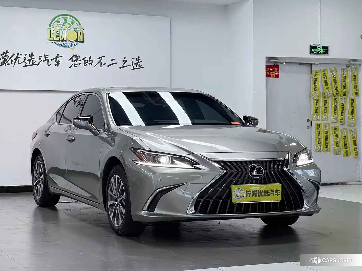 Lexus ES id 4628011 из Китая 13