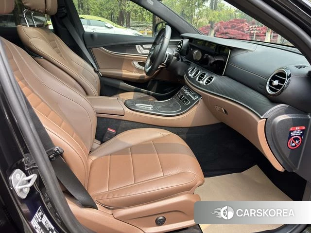 Mercedes-Benz E-class id 4277124 из Китая 13