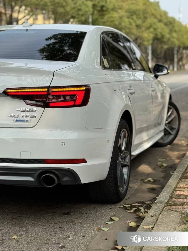 Audi A4L id 4242158 из Китая 13