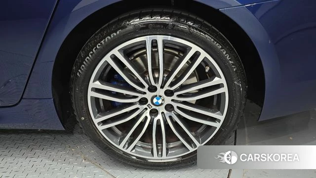 BMW 5 Series (G30) id 4384232 из Кореи 13