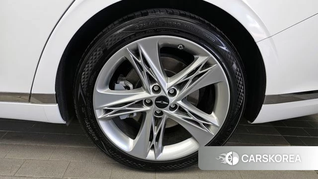 Genesis G90 (RS4) id 4323111 из Кореи 13
