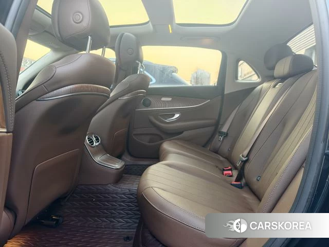 Mercedes-Benz E-class id 4258602 из Китая 13