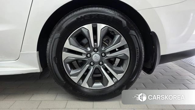 Kia The New Carnival id 4667502 из Кореи 13