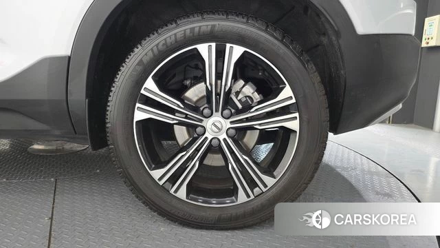 Volvo XC40 id 4580936 из Кореи 13