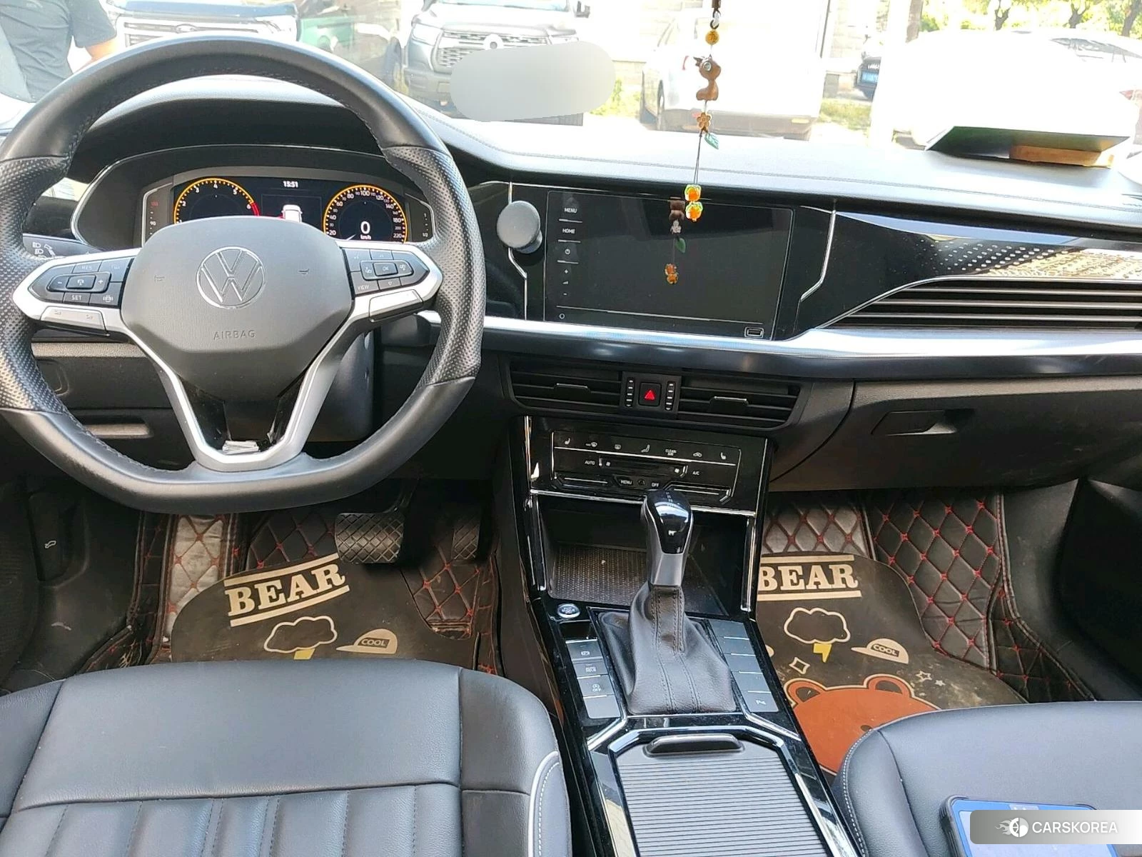 Volkswagen Passat id 4407546 из Китая 13