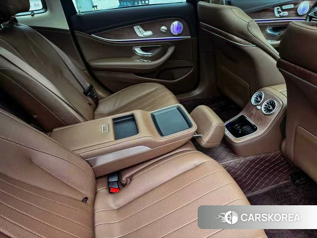 Mercedes-Benz E-class id 4306898 из Китая 13