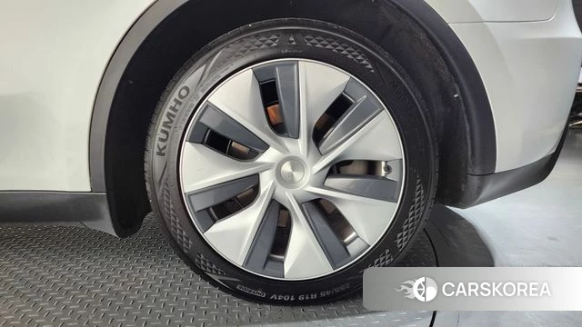 Tesla Model Y id 4706543 из Кореи 13