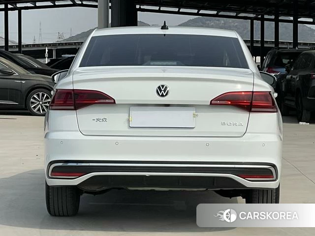 Volkswagen Bora id 4273588 из Китая 13