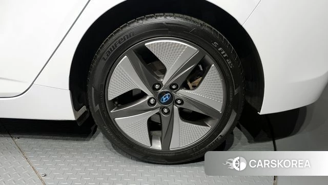Hyundai The New Ionic Hybrid id 4377394 из Кореи 13