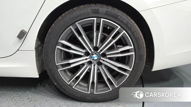 BMW 3 Series (G20) id 4672472 из Кореи 13