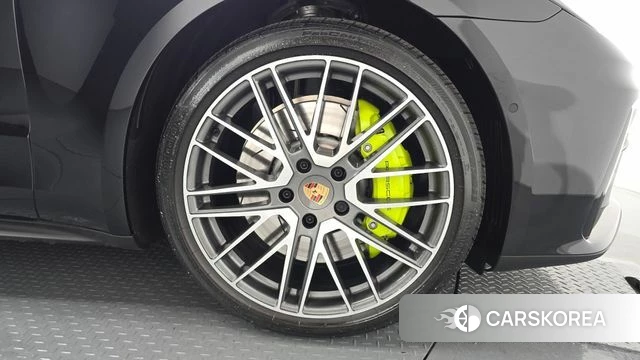 Porsche Panamera (976) id 4505259 из Кореи 13