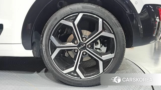 Kia Di Ol Nu Niro id 4752694 из Кореи 13