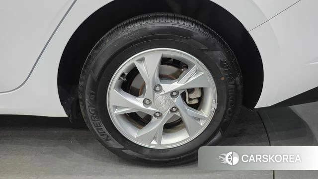 Hyundai Avante (CN7) id 4480948 из Кореи 13