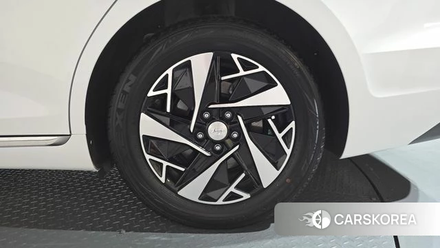 Hyundai The New Grandeur IG Hybrid id 4231077 из Кореи 13