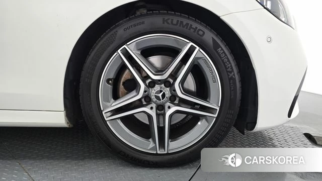 Mercedes-Benz E-Class W213 id 4665904 из Кореи 13