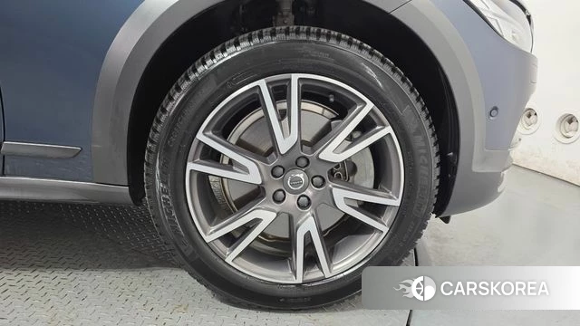 Volvo V90 Cross-Country id 4855901 из Кореи 13