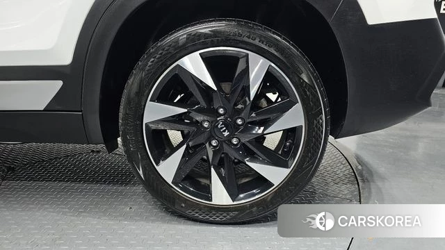 Kia Seltos id 4196183 из Кореи 13